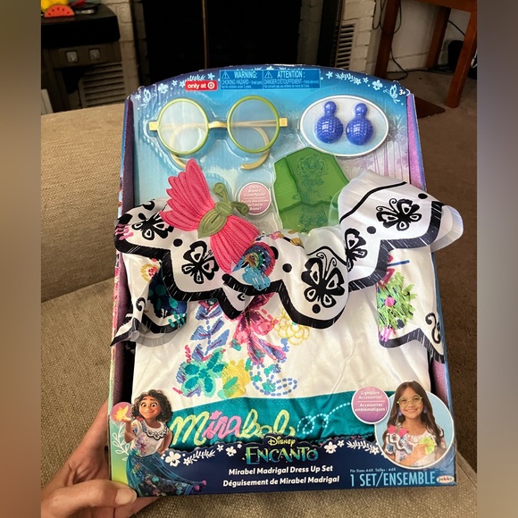 Disney Other - Disney encanto mirabel outfit and accessories